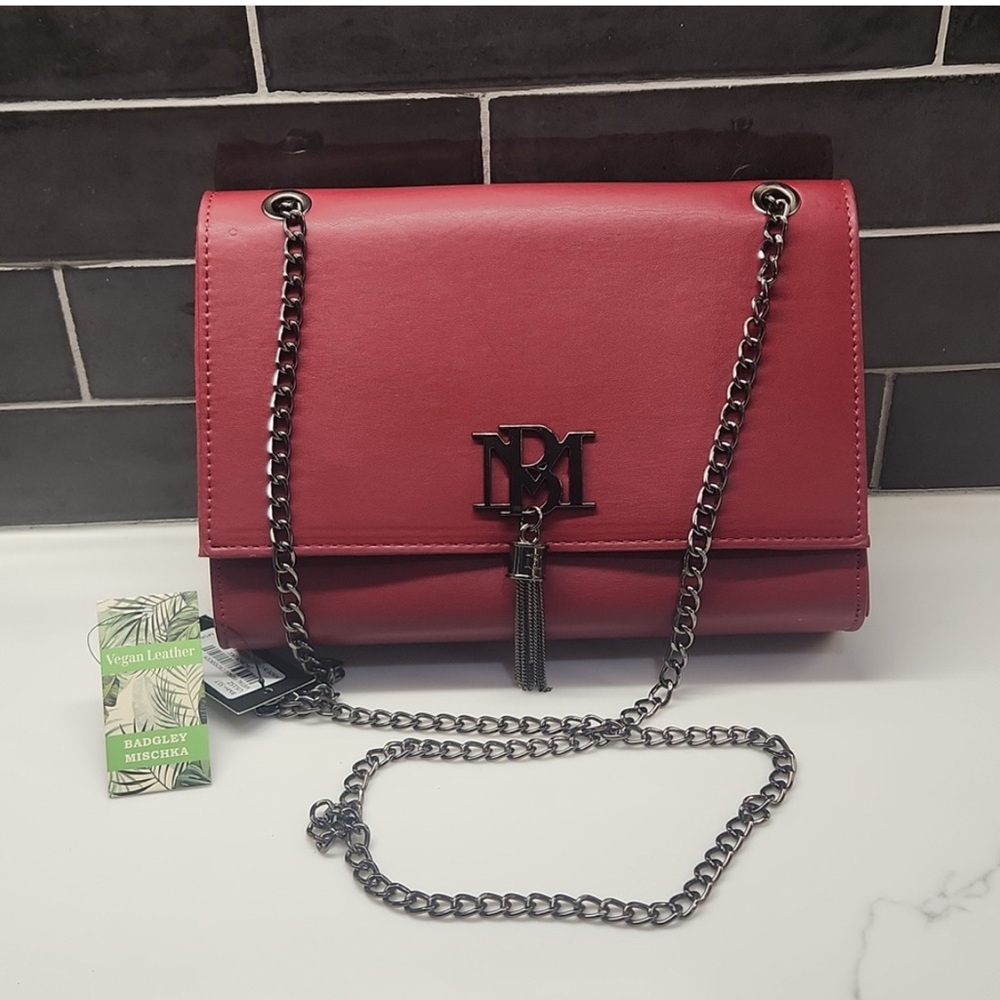 NWT Badgley Mischka Red Crossbody Bag with Chain Strap